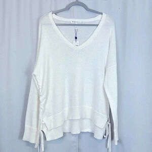 NWT BCBGeneration V-Neck Drawstring Seam Tie Sweater Size‎ L